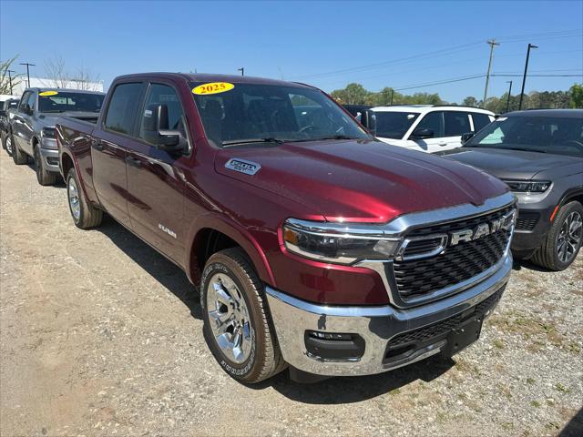 2025 RAM Ram 1500 RAM 1500 BIG HORN CREW CAB 4X4 64 BOX