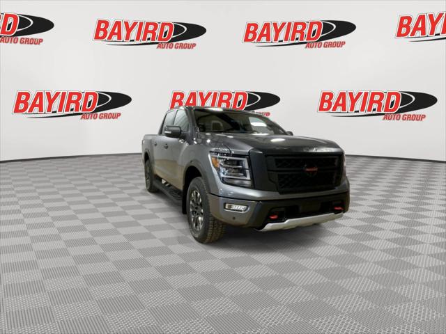2021 Nissan TITAN Crew Cab PRO-4X 4x4