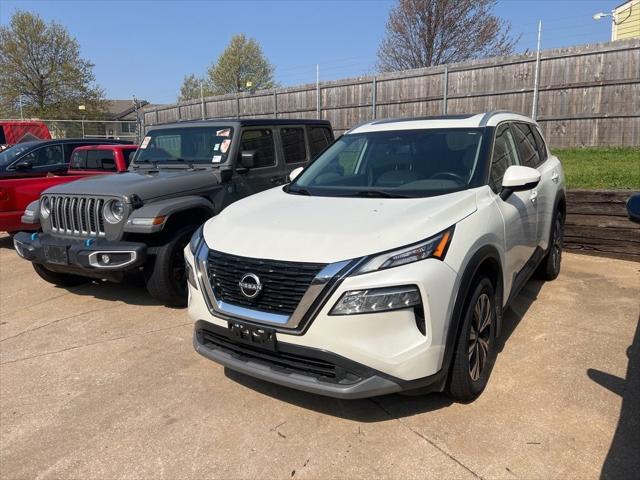 2022 Nissan Rogue SV FWD