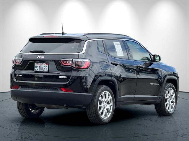2022 Jeep Compass Latitude Lux 4x4