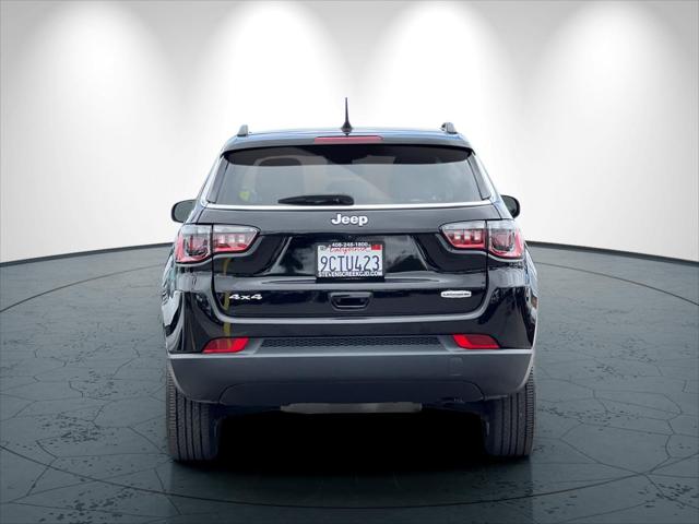 2022 Jeep Compass Latitude Lux 4x4