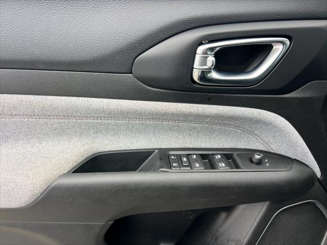 2022 Jeep Compass Latitude Lux 4x4