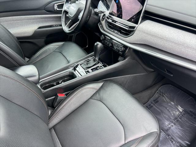 2022 Jeep Compass Latitude Lux 4x4