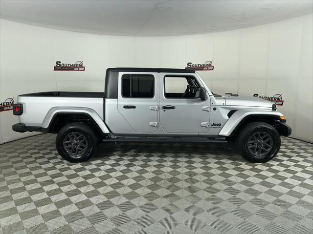 2024 Jeep Gladiator Sport S