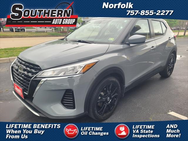 2022 Nissan Kicks SV Xtronic CVT