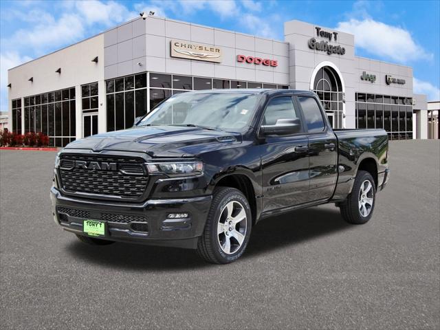 2025 RAM Ram 1500 RAM 1500 TRADESMAN QUAD CAB 4X2 64 BOX