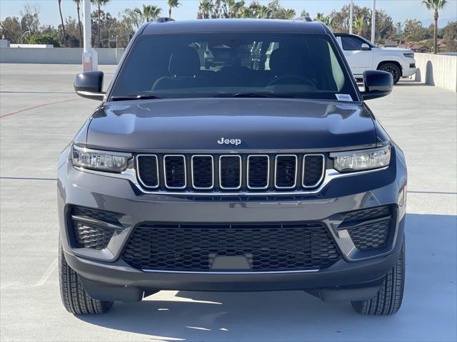 2025 Jeep Grand Cherokee GRAND CHEROKEE LAREDO X 4X2