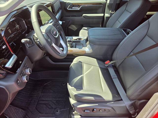2025 GMC Sierra 1500 4WD Crew Cab Short Box Elevation with 3SB