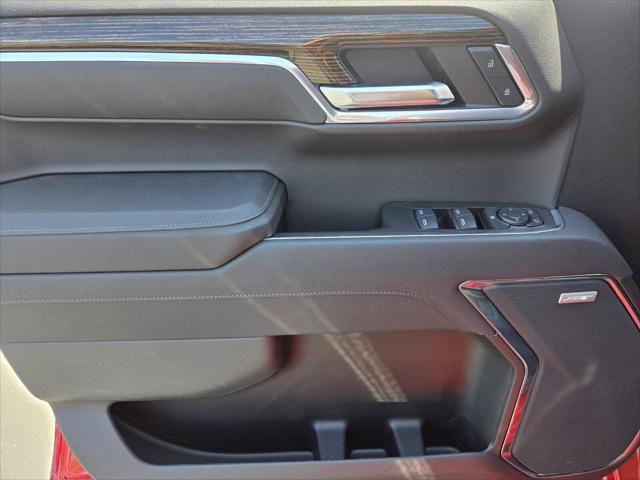 2025 GMC Sierra 1500 4WD Crew Cab Short Box Elevation with 3SB