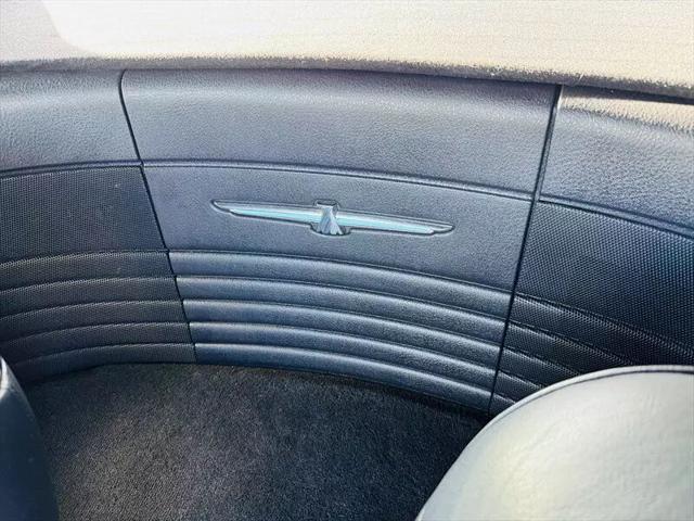 2003 Ford Thunderbird Base