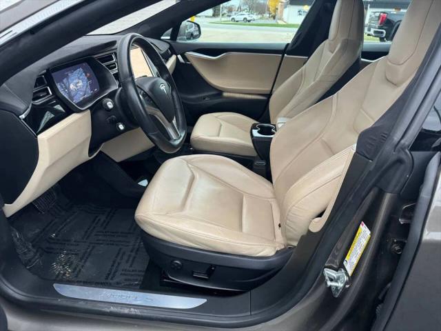 2015 Tesla Model S 85D