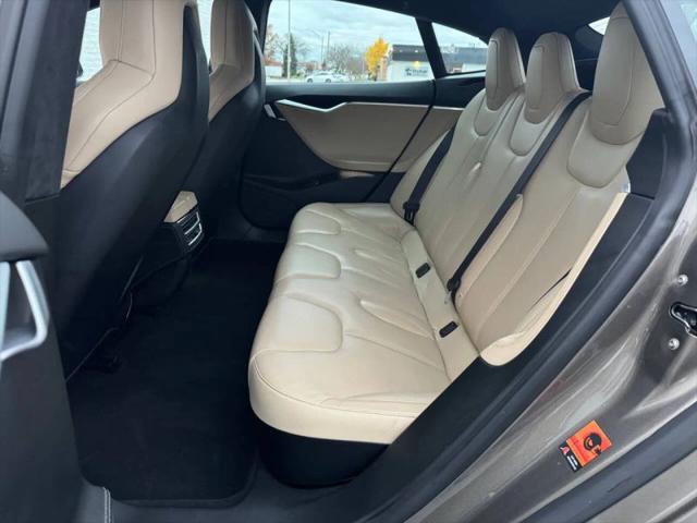 2015 Tesla Model S 85D