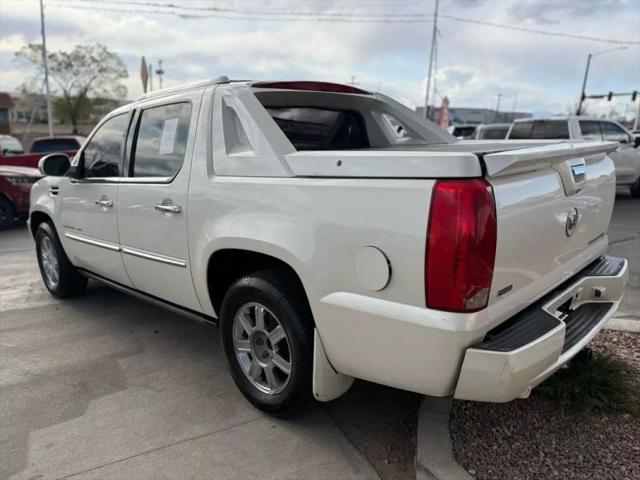 2011 Cadillac Escalade EXT Premium