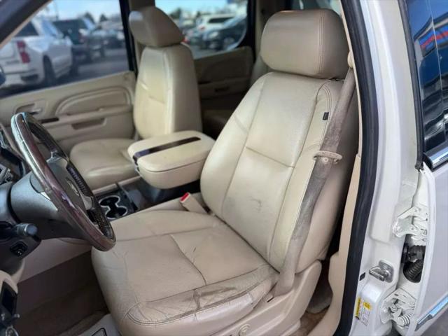 2011 Cadillac Escalade EXT Premium