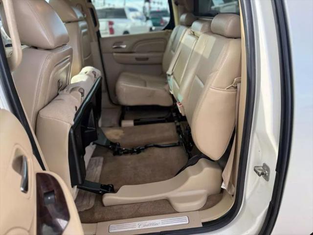 2011 Cadillac Escalade EXT Premium