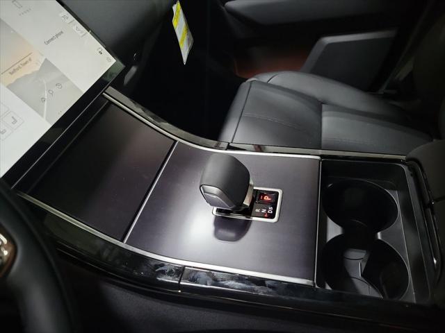 2026 Land Rover Range Rover Velar P400 Dynamic SE