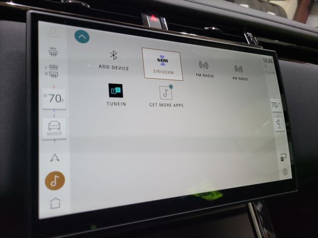 2026 Land Rover Range Rover Velar P400 Dynamic SE