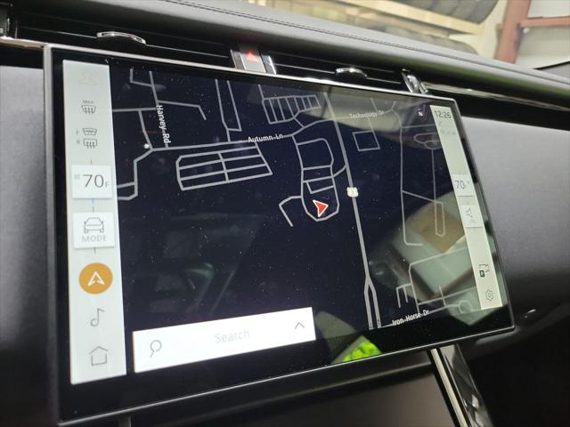 2026 Land Rover Range Rover Velar P400 Dynamic SE