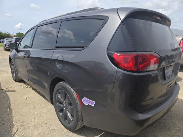 2019 Chrysler Pacifica Hybrid Limited