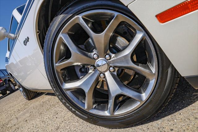 2015 Dodge Challenger R/T Plus
