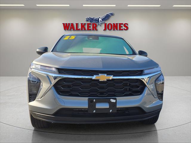 2025 Chevrolet Trax FWD LS