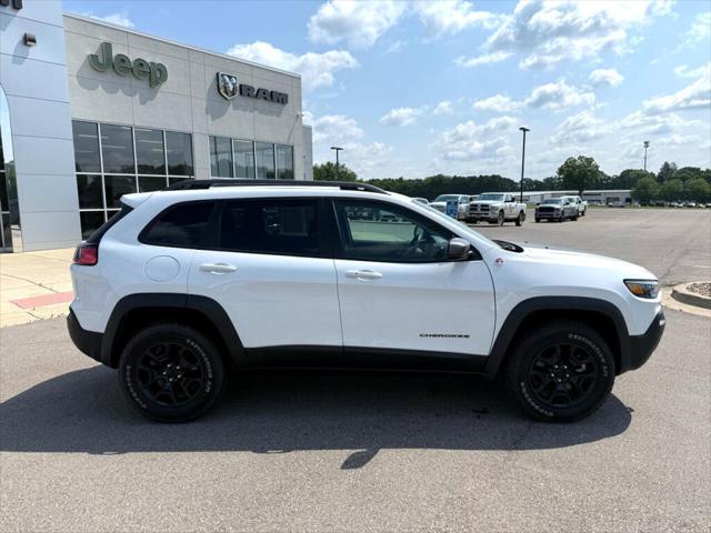 2021 Jeep Cherokee Trailhawk 4X4 2021 Jeep Cherokee Trailhawk 4X4