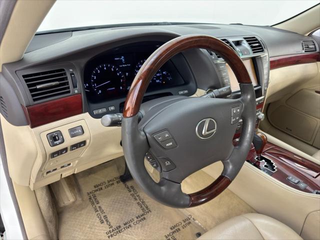 2012 Lexus LS 460 w/ Comfort & Luxury Edition Packages