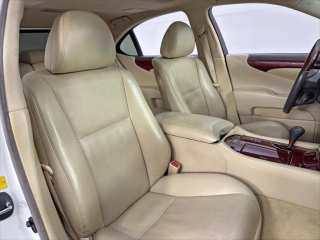 2012 Lexus LS 460 w/ Comfort & Luxury Edition Packages