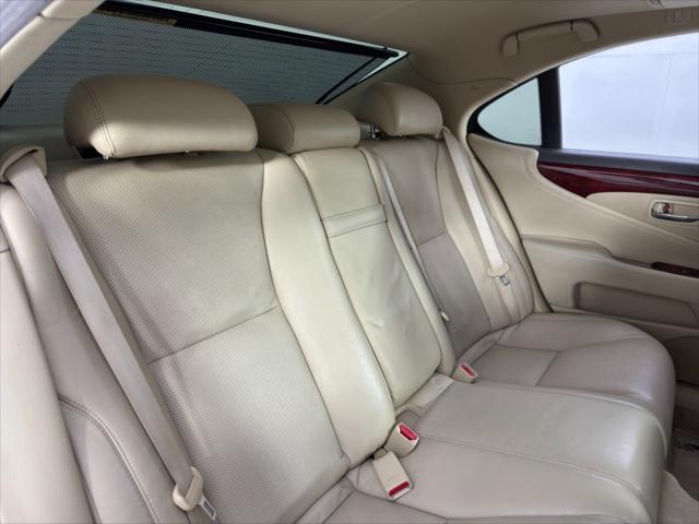 2012 Lexus LS 460 w/ Comfort & Luxury Edition Packages