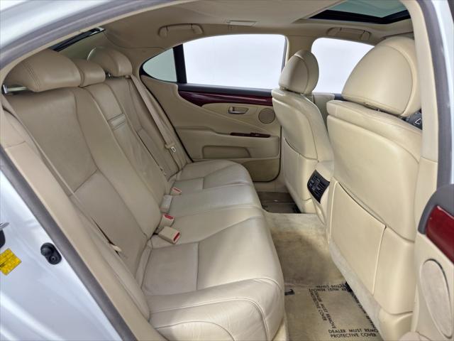 2012 Lexus LS 460 w/ Comfort & Luxury Edition Packages
