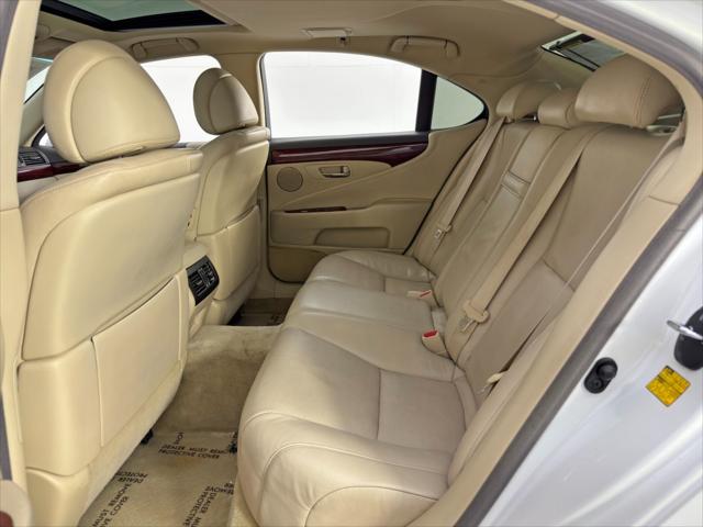2012 Lexus LS 460 w/ Comfort & Luxury Edition Packages