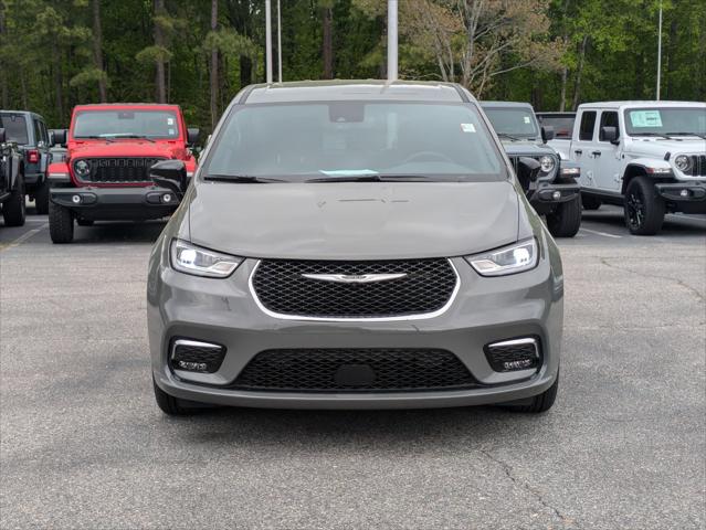 2025 Chrysler Pacifica PACIFICA SELECT