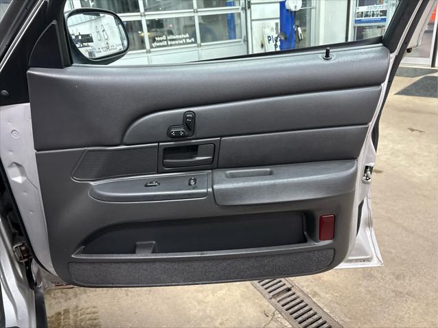 Used 2004 Ford Crown Victoria For Sale in Wilmington, OH