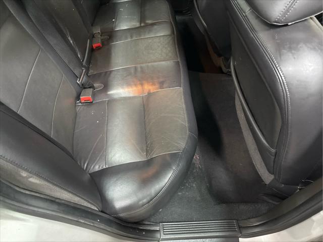 Used 2004 Ford Crown Victoria For Sale in Wilmington, OH