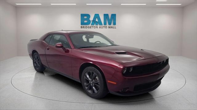 2022 Dodge Challenger SXT AWD