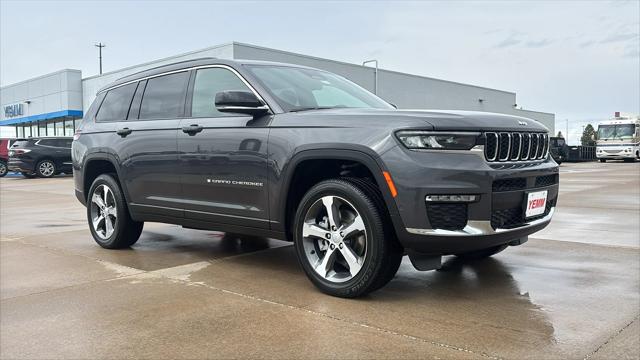 2025 Jeep Grand Cherokee GRAND CHEROKEE L LIMITED 4X4