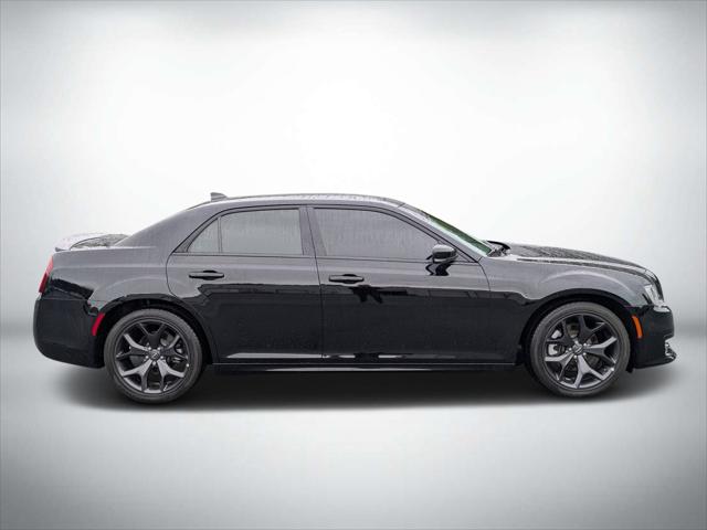 2021 Chrysler 300 300S