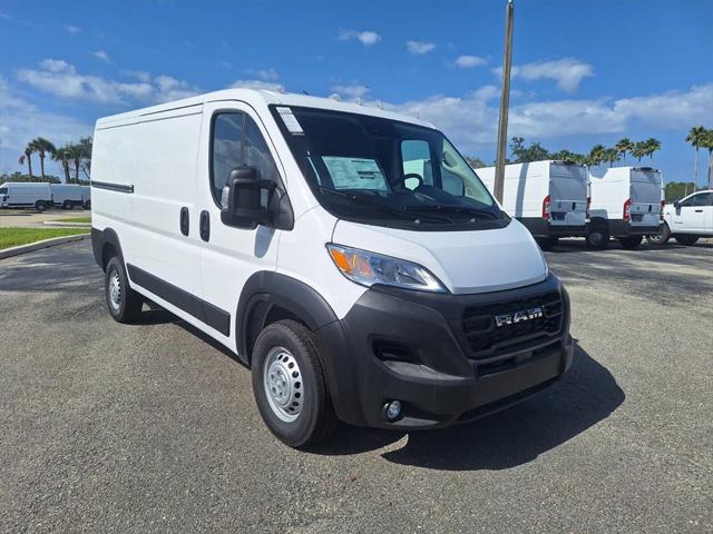 2025 RAM Ram ProMaster RAM PROMASTER 1500 TRADESMAN CARGO VAN LOW ROOF 136 WB