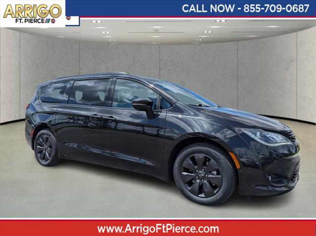 2019 Chrysler Pacifica Hybrid Limited