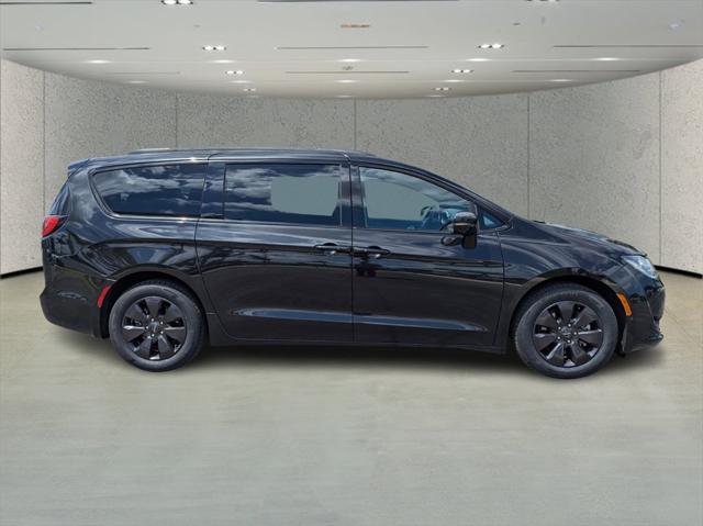 2019 Chrysler Pacifica Hybrid Limited