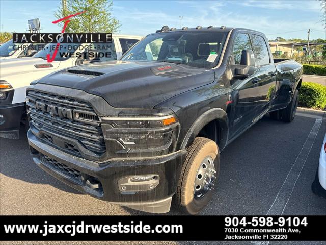 2025 RAM Ram 3500 RAM 3500 LIMITED CREW CAB 4X4 8 BOX