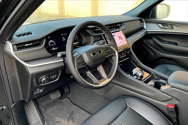 New 2025 Jeep Grand Cherokee For Sale in Millington, TN