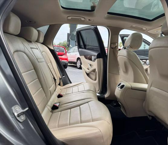 2017 Mercedes-Benz GLC GLC 300 Sport Utility 4D