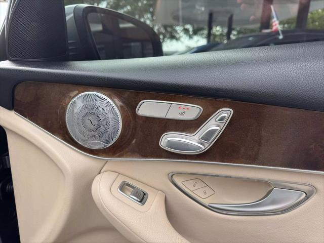 2017 Mercedes-Benz GLC GLC 300 Sport Utility 4D