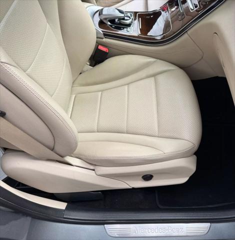 2017 Mercedes-Benz GLC GLC 300 Sport Utility 4D