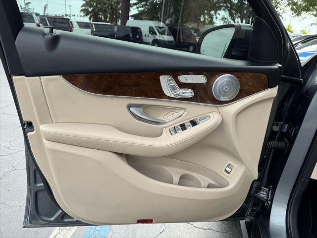 2017 Mercedes-Benz GLC GLC 300 Sport Utility 4D