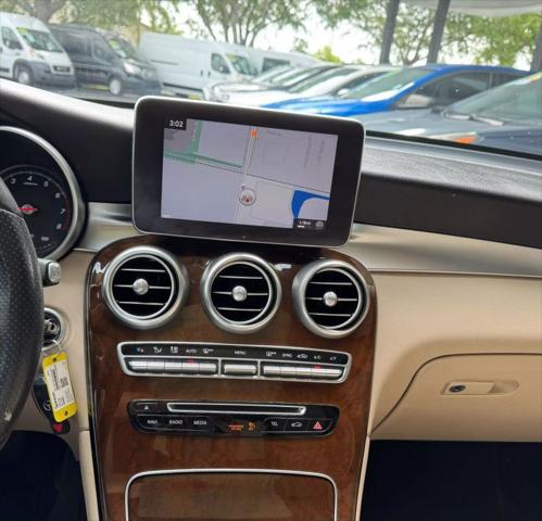 2017 Mercedes-Benz GLC GLC 300 Sport Utility 4D