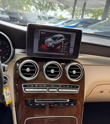 2017 Mercedes-Benz GLC GLC 300 Sport Utility 4D