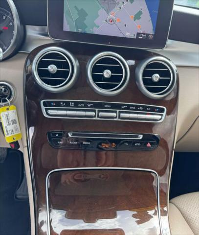2017 Mercedes-Benz GLC GLC 300 Sport Utility 4D