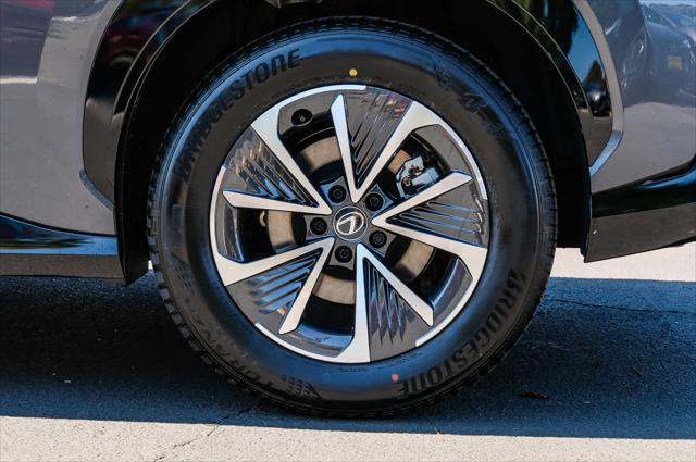 2025 Lexus RZ 450e Premium